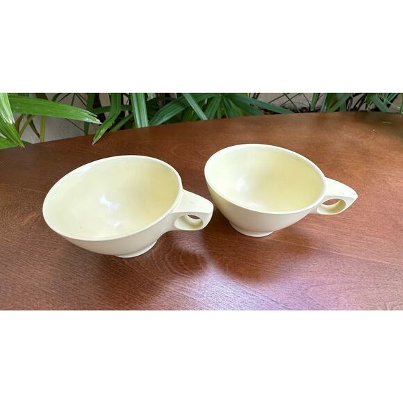 Vintage Boontonware Yellow Coffee Cups Melmac - Picture 5 of 13